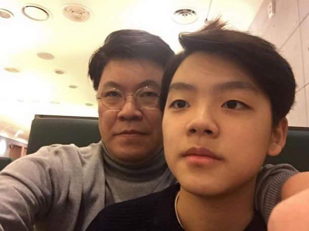 잘 보내드릴게 25살 노엘, 본명 장용준으로 상주…부친 故장제원 빈소 &apos;침통&apos; [Oh!쎈 이슈]