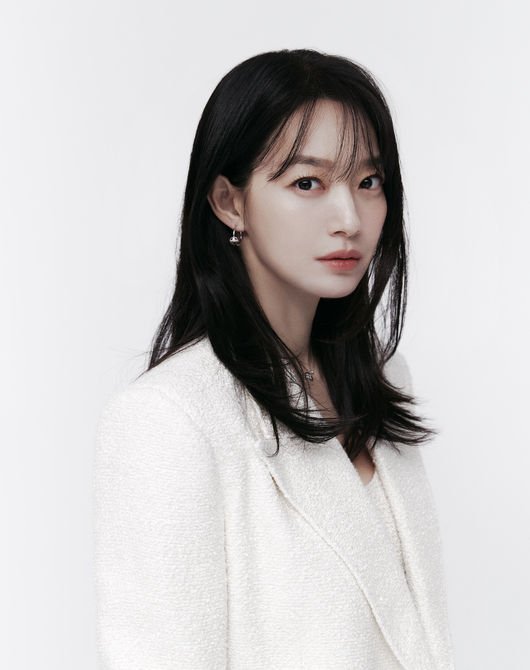 '10년째 열애' 신민아 &quot;♥김우빈이 질투? 전혀 안 한다&quot; [인터뷰①]