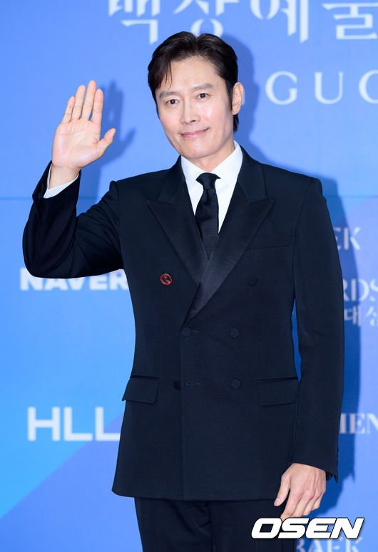 유아인도 없고 트로피도 없고…&apos;백상&apos; 이병헌, 외로웠지만 품격은 넘사벽 [Oh!쎈 이슈]