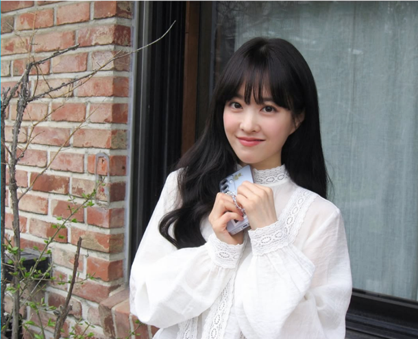 35살이라고 누가 믿어?…박보영, 뽀블리의 시간은 거꾸로 간다