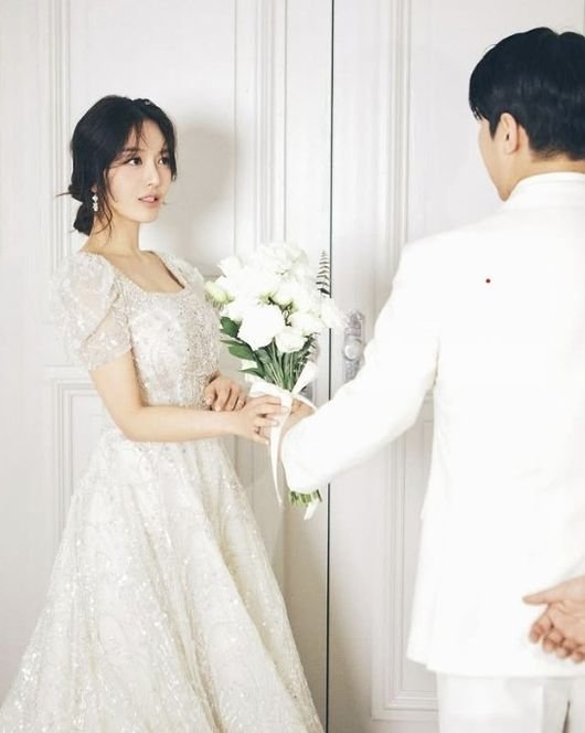 &apos;AOA 출신&apos; 찬미, 예비신랑과 예능 확정 결혼식 준비 과정 공개(조선의사랑꾼)[공식]