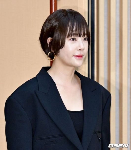 &apos;SNL이 살렸던&apos; 황정음, 43억 횡령 인정…이번에도 부활할 수 있을까 [Oh!쎈 초점]