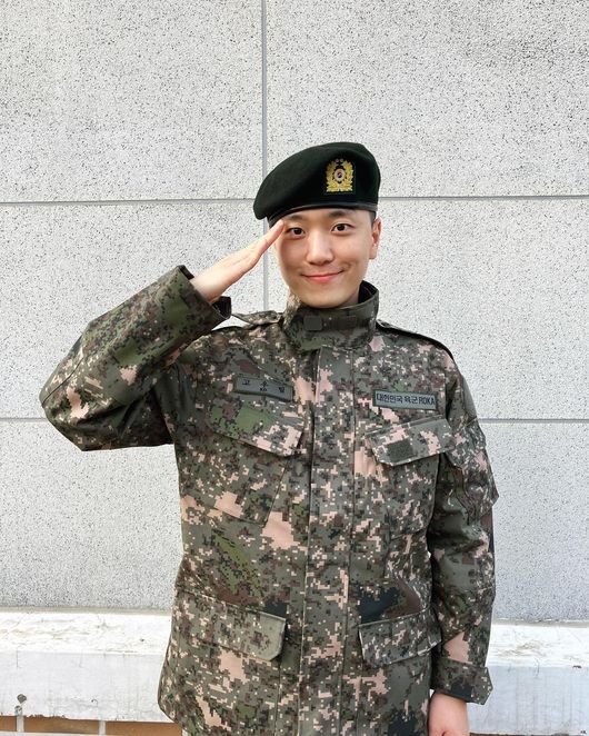 &apos;전역&apos; 고우림, ♥김연아 애틋 재회…어디 하나 다친 곳 없이 건강히 [전문]