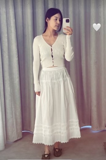 한지혜, ♥검사 남편 깜짝 놀라겠네…단추 벌어진 카디건 패션