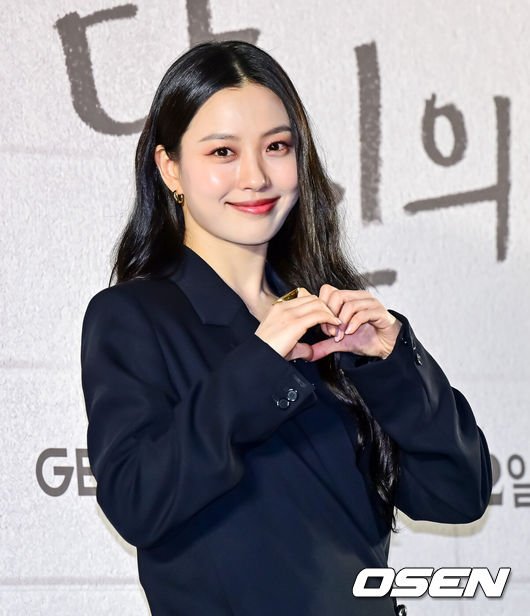 고민시, &apos;윤리적 결함 심각&apos; 학폭 폭로…사실무근, 배우 신뢰 [공식입장]