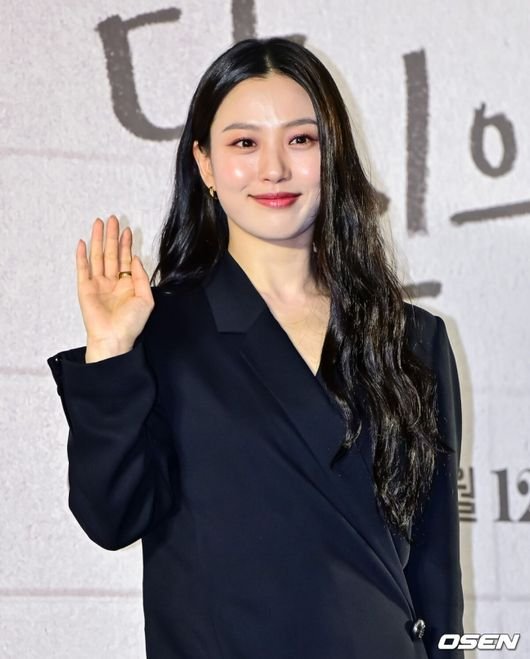 [단독] 고민시, &apos;학폭&apos; 논란 터져도 타격없다 &apos;꿀알바&apos; 예정대로 촬영