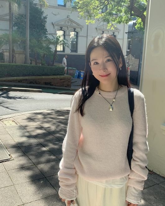 &apos;얼짱→유부녀&apos; 된 반윤희, 깜짝 근황 안유진 따라해 줘서 영광…인기 몰랐다 [순간포착]