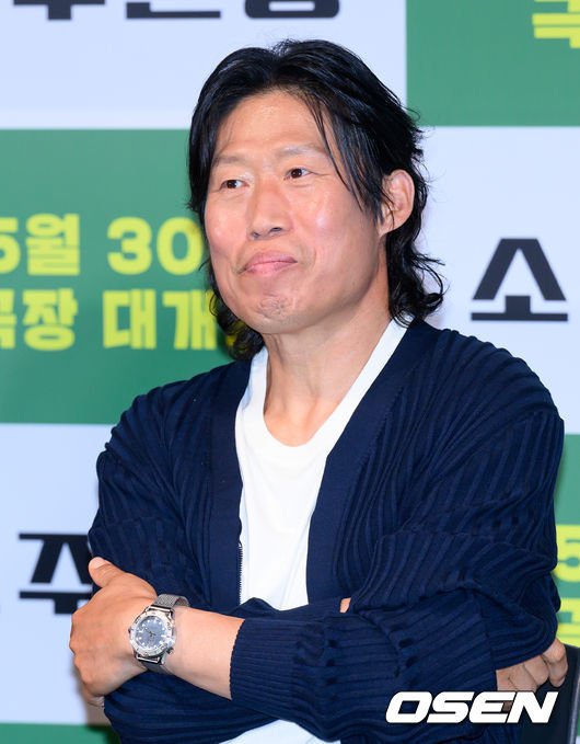 [OSEN=이대선 기자] 29일 오후 서울 CGV 용산아이파크몰에서 영화 '소주전쟁'(제공/배급 쇼박스, 제작 더 램프) 언론시사회가 열렸다.