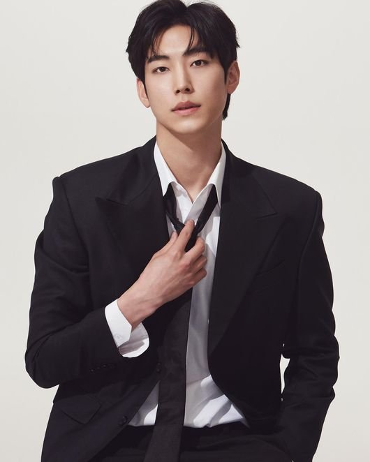 [단독] &apos;35세&apos; 박영운, 동갑내기 비연예인과 결혼…일+사랑 다 잡았다 (종합)