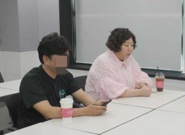 &apos;전참시&apos; 나온 유부남 대표, 걸그룹 멤버와 &apos;불륜&apos; 파장…절묘한 &apos;팀 해체&apos; 타이밍