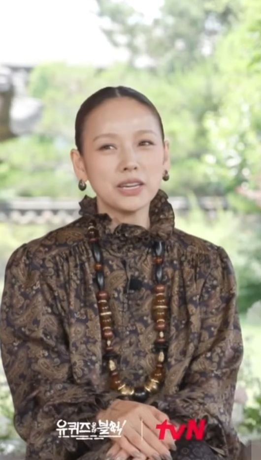 'À¯ÄûÁî' ÀÌÈ¿¸®, ¹æ¼Û ÃÖÃÊ ¿Ã¹é¸Ó¸®¡¤Á¡ Âï¾ú´Ù "¿¹Àü°ú ´Þ¶óÁ®"