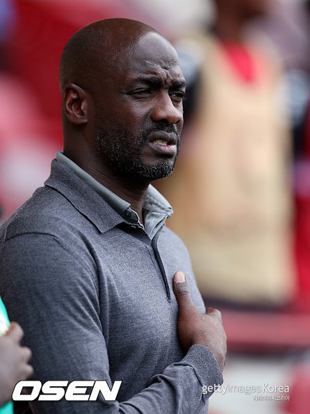 일본 vs 가나 축구 평가전 현장 이미지