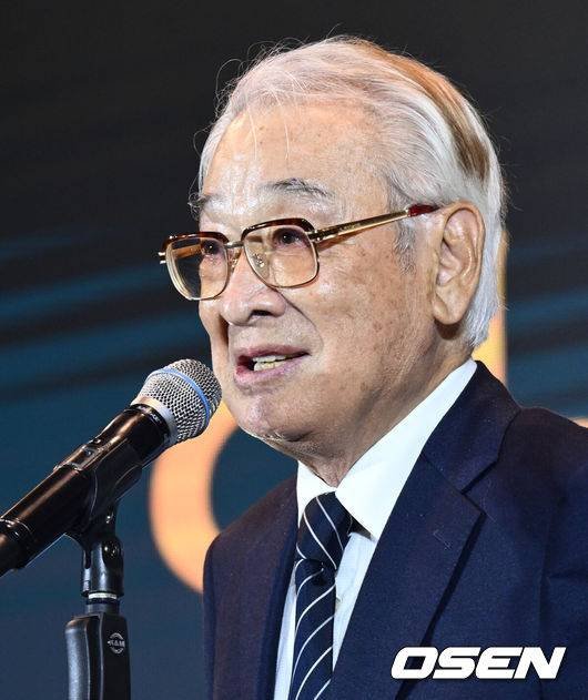 [Exclusive] Late Lee Soon-jae Passes Away, Kim Yong-gun 'I Expected Recovery After Hearing Rehabilitation News, But It's Devastating' (Direct Interview)