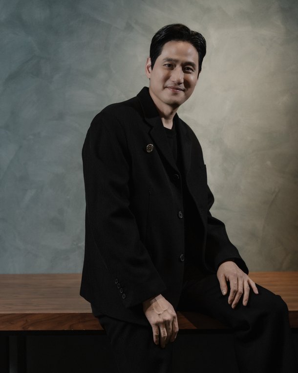 [인터뷰③] 박해준 어렸을 때 &apos;잘생겼다&apos; 소리 많이 들었지만 &apos;중년 아이돌&apos;생각도 못해(&apos;야당&apos;)
