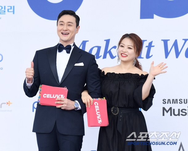 &apos;100억 퀸&apos; 심진화 ♥김원효와 10년 만 이혼 위기, 내가 번 돈 크게 날려먹어(&apos;돌싱포맨&apos;)