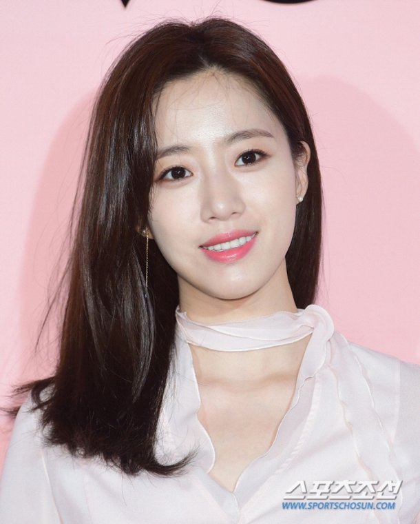 함은정, 티아라 왕따 사건 입 열었다 "2012년 무덤, 최악이었다"[SC리뷰]
