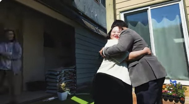 &apos;우블&apos; 정은혜, ♥로맨틱 프러포즈 받았다 장애 노동자들에 경사, 한지민 꼭 보길