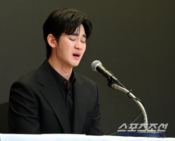 [공식] 김수현 소속사 가세연 허위사실 유포, 강한 유감…사실확인 요청