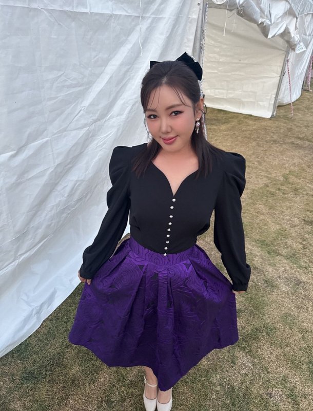 153cm 송가인, 뼈말라 수준 체중 감량…살 빼고 더 작아졌네
