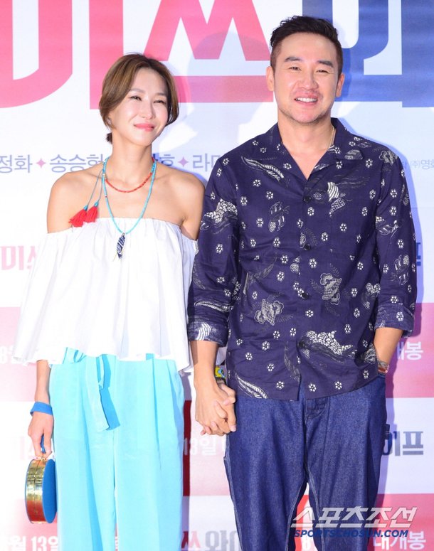 윤혜진, ♥엄태웅 9년만 복귀에 울컥 답없는 기다림 속 버텨온 시간, 기적같다