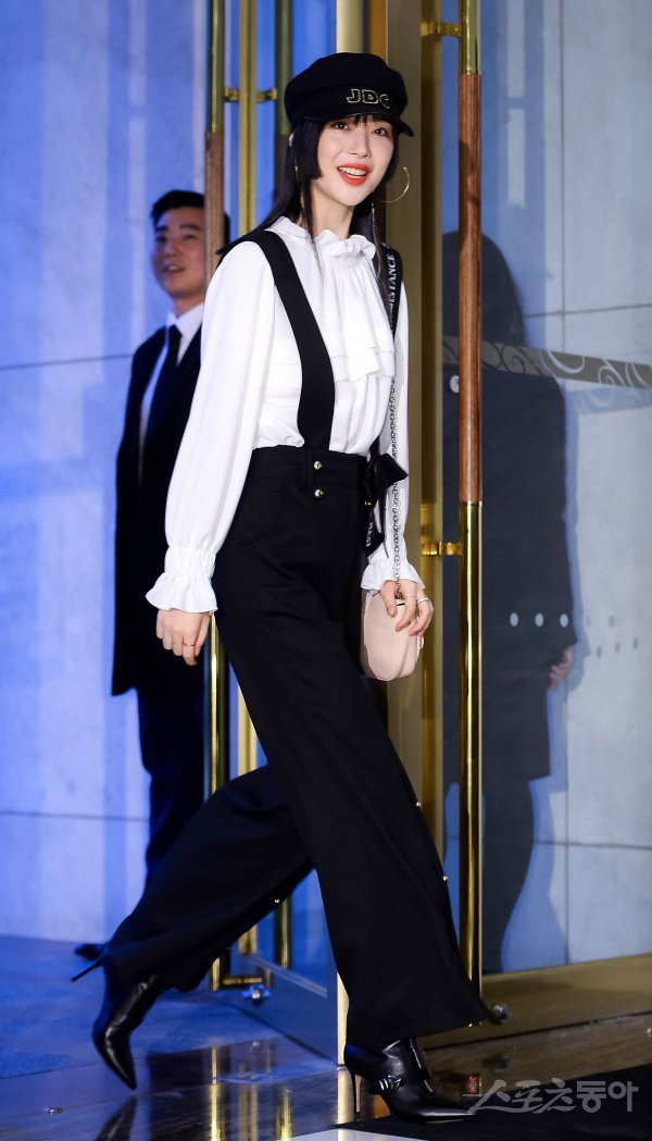 (ì¨)ë°ì ë¯¸ìë¡ ìì¥íë ì¤ë¦¬