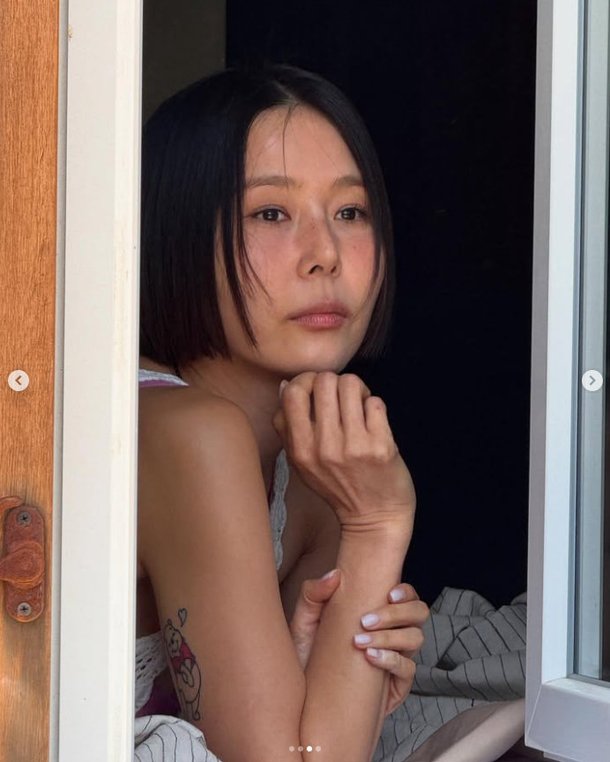 &apos;마이큐♥&apos; 김나영 &apos;애둘맘&apos; 맞아? 몸매+분위기+룩 난리 [DA★]