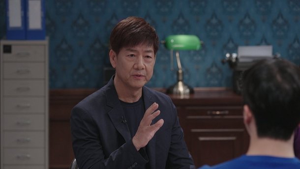 &apos;원조 미남 개그맨&apos; 정재환, 은퇴한 줄…대학 교수된 근황