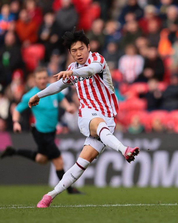 스토크시티 배준호 관련 이미지