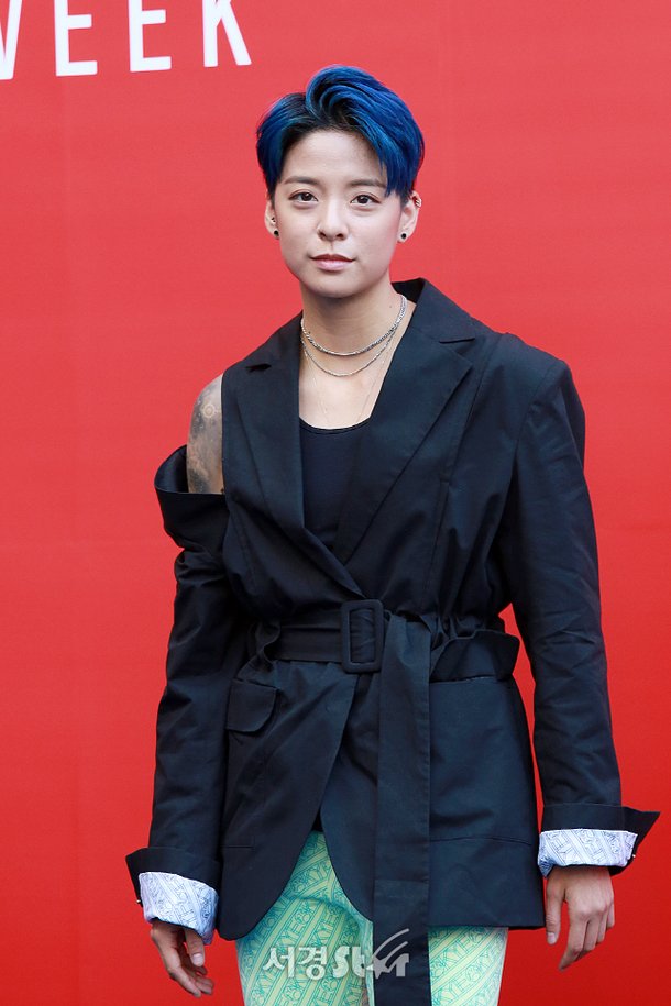 f(x) ì ë², 'ìí¬í ì¹ìç¾' (2019S/Sí¤ë¼ìì¸í¨ììí¬)