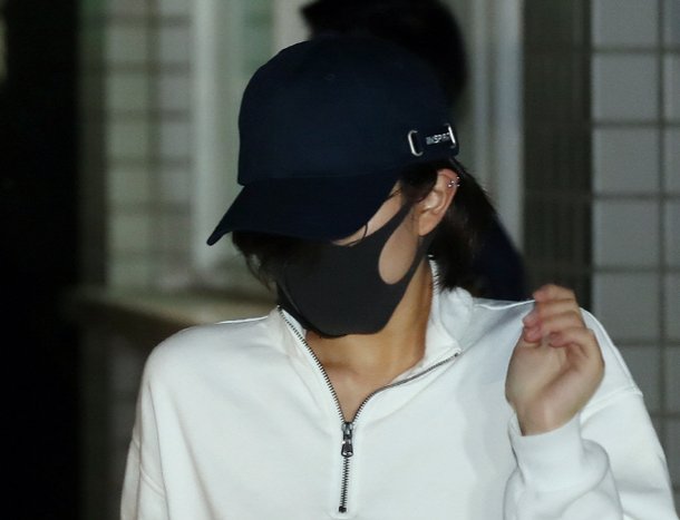 변종 대마 밀반입 걸렸는데···'홍정욱 딸' 영장 기각된 결정적 이유