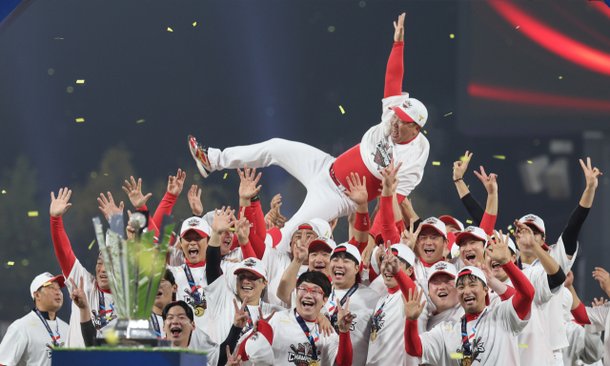 기아, 12번째 한국시리즈 우승턱 쏜다···5000대 할인율은 얼마