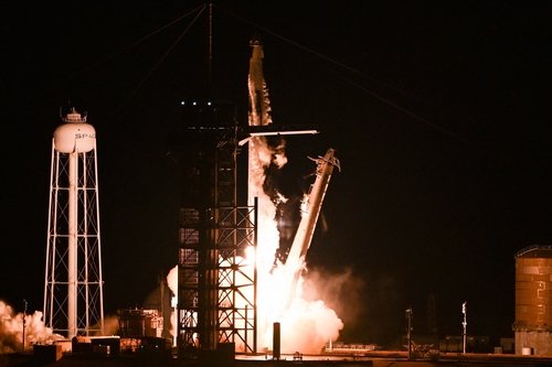 Rocketing to New Heights: How Private Space Development and Defense Momentum Are Fueling a New Era of Growth - News Directory 3