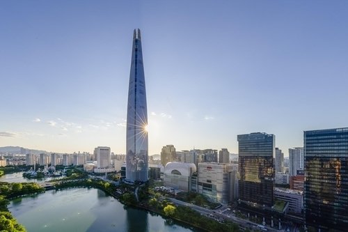 롯데렌탈, 홍콩계 사모펀드에 매각···롯데, 현금 1.6조 확보