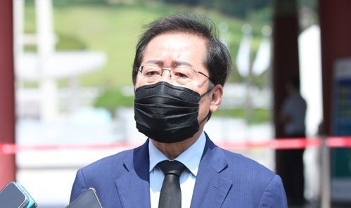 홍준표 루마니아 폐기 직전 모더나 45만명분 받는다고 백신 거지냐 네이트뉴스