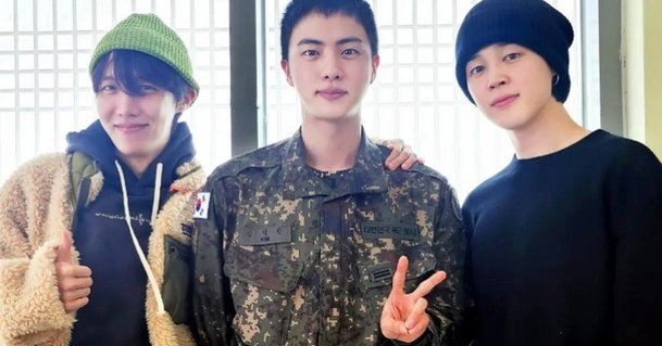 “Lindo Jin que sempre me compra comida”...  BTS Jin, uma história engraçada contada enquanto servia no exército
