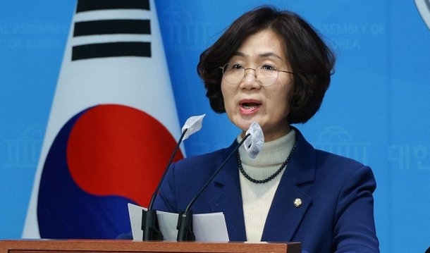 민주 권인숙, 김건희 특검법 재발의…명품백 수수 의혹도 추가