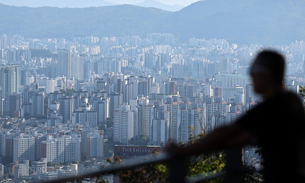 대출 꽁꽁 막히자 움츠러든 주택시장…서울 상승폭도 주춤