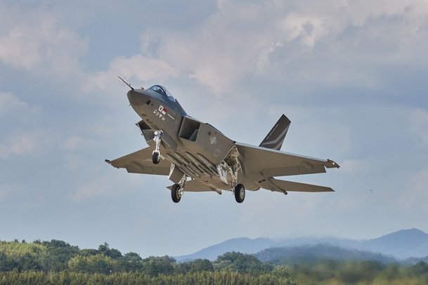 초음속 전투기 KF-21 주목" 필리핀 러브콜…첫 수출 가능할까 [박수찬의 軍] : 네이트 뉴스