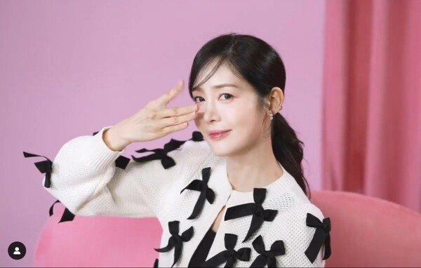 &apos;남편 구속&apos; 성유리, 오랜만에 올린 SNS 게시물은 &apos;홈쇼핑 홍보&apos;