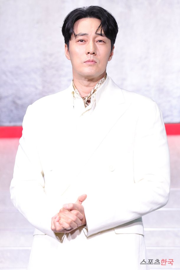 [단독] 소지섭, 차기작은 드라마 &apos;김부장&apos;…특수요원 출신 딸바보 아빠된다