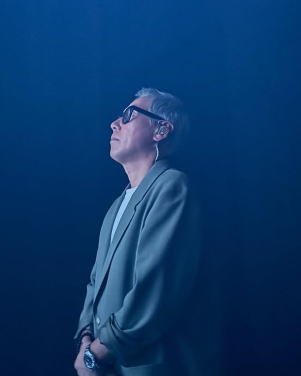 윤종신, 사전 투표 인증샷 꾹 누르고 하루 시작 [★SNS]