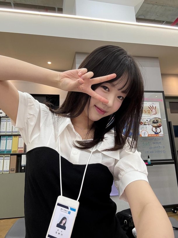 지예은 촬영 현장