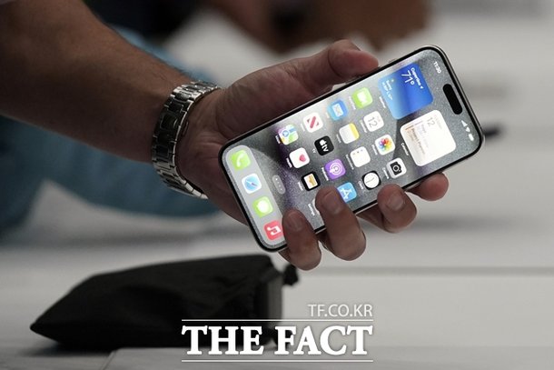 애플이 13일 스마트폰 신제품 아이폰15 시리즈를 공개했다. /AP.뉴시스