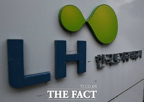 일각에서는 현재 공급되고 있는 공공임대주택이 출산·양육에 부적합하다는 의견이 나온다. /더팩트 DB