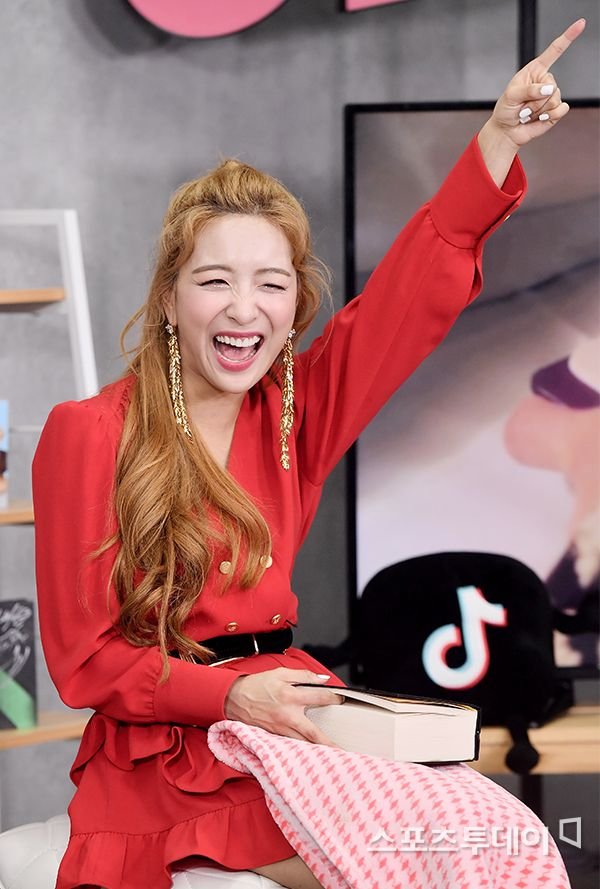 í°ë¸ì´ë°ì¼ë¦¬ í¬í 