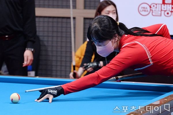 St포토] 김상아 '강하게 밀어친다' : 네이트 스포츠