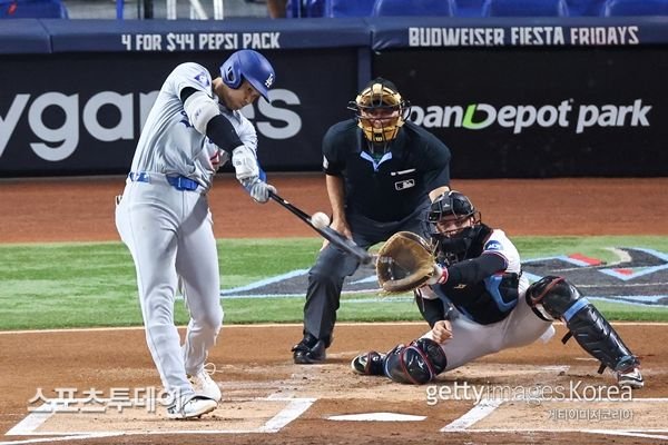 Home Run Hijack: Teen Fan Sues for Ownership of Ohtani’s Historic ’50-50′ Ball