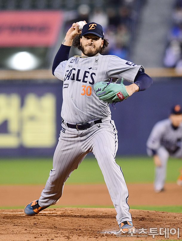 대표 이미지: 폰세 2026년 토론토 9승 4.00 ERA 팬그래프닷컴 예측