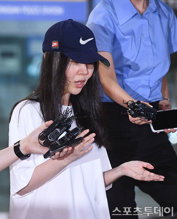 민희진 측 카톡 공개 안 돼vs하이브 뉴진스 빼가기 아니라면 증거 반박하면 될 일 [ST현장]