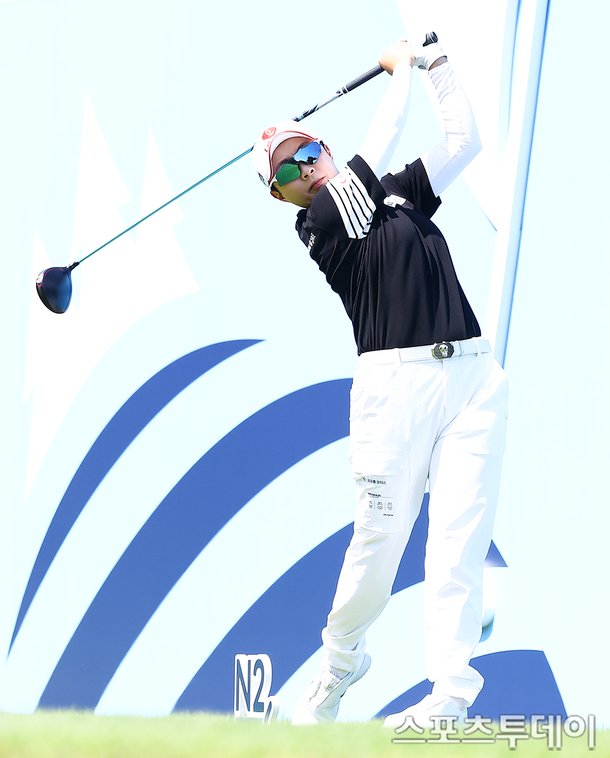 KLPGA 투어 우승 트로피 관련 보도 이미지